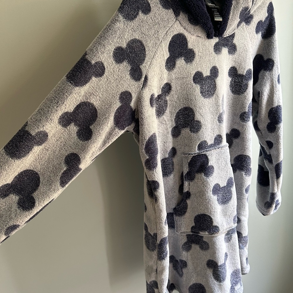 Disney Mickey Mouse Lounger with Sherpa Hood Pajama Robe - Picture 7 of 7